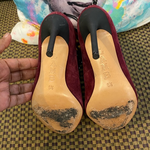 L.A.M.B. Burgundy Caged pumps - Picture 5 of 6